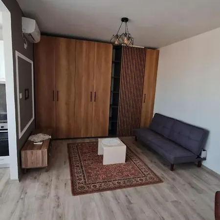 Mbyllur Appartement Tirana